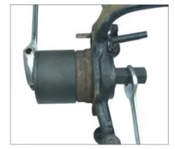 フロントホイールベアリングプーラー