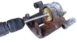 キャリパーブラシ