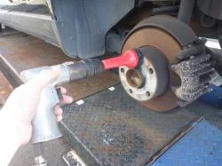 ハブ・スタッドボルトポリッシャー