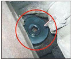 キングピンアッパーカバーソケット